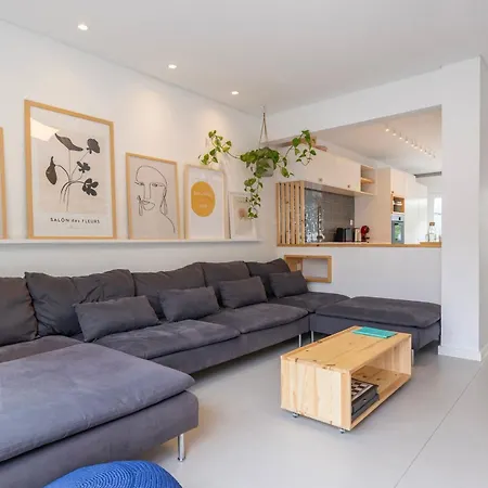 Apartment Carcavelos Sunny Retreat By Lovelystay