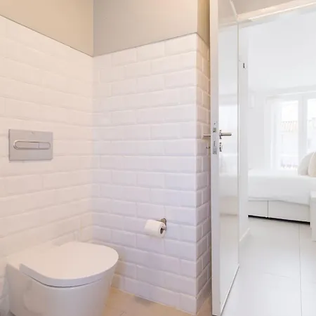 Carcavelos Sunny Retreat By Lovelystay * Carcavelos (Lisbon)