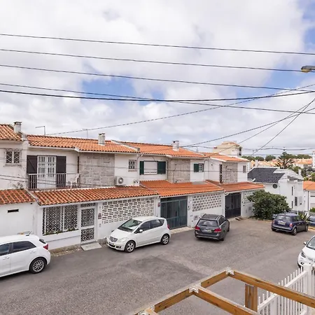 Carcavelos Sunny Retreat By Lovelystay Apartment *