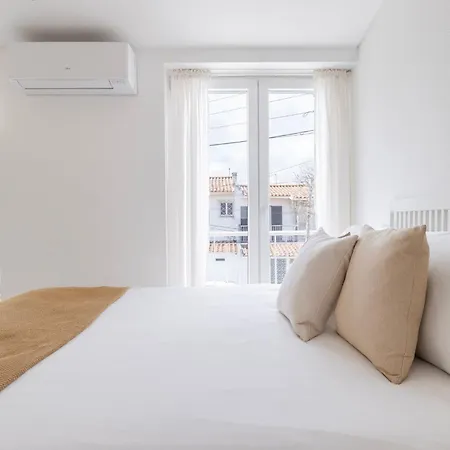 Apartment Carcavelos Sunny Retreat By Lovelystay Carcavelos (Lisbon)