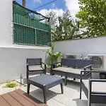 Sunny Retreat By Lovelystay