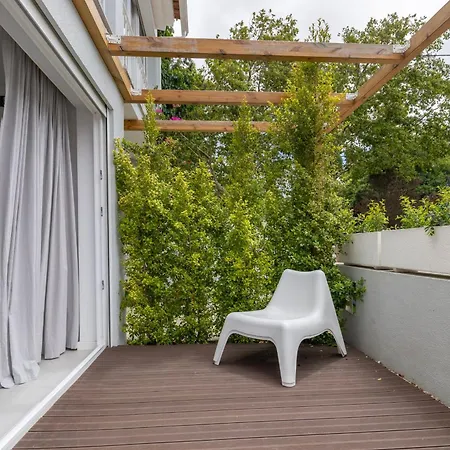 Sunny Retreat By Lovelystay * Carcavelos (Lisbon)