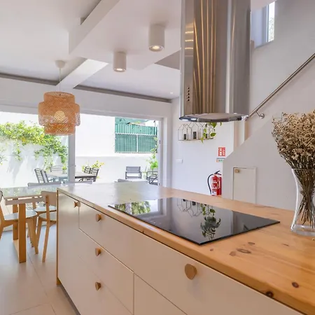 Appartement Sunny Retreat By Lovelystay
